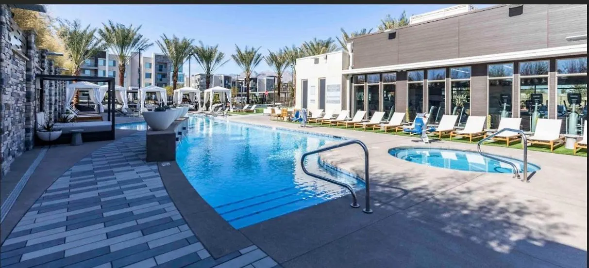 Vibrant Downtown Summerlin Condo Las Vegas 0*,
